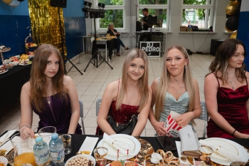 image_D6B7CA2D-B00D-4E37-8C17-F9CF7FA4003D_1781765052.jpeg