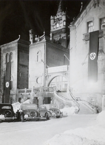 1942 Pałac Schoena w czasie II wojny światowej mieścił  się tam Kulturhaus. Wł. G. Onyszko