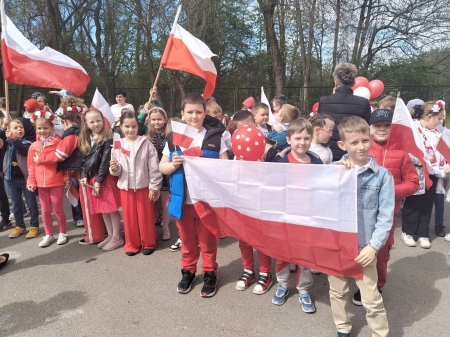 Majowe święta w naszej szkole - czas refleksji i wspólnoty